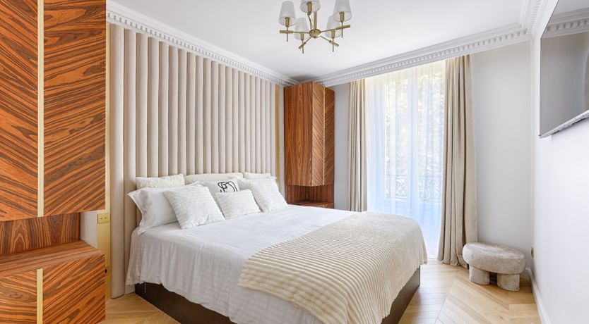 Photo of Elegance in Montparnasse