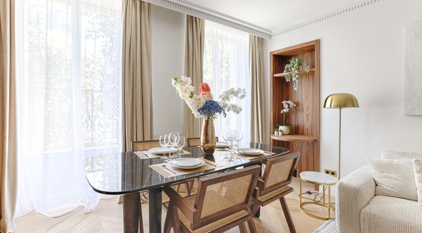 Photo of Elegance in Montparnasse