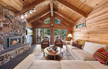 Pine View Cabin Holiday Home
