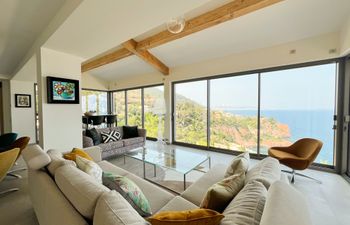 Riviera Mornings Holiday Home