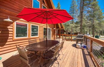 Golden Majesty Holiday Home