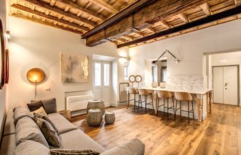 Elegant Echoes Holiday Home