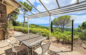 Sabrina Holiday Home