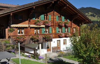 Alpenchalet Spiher Parterre Holiday Home