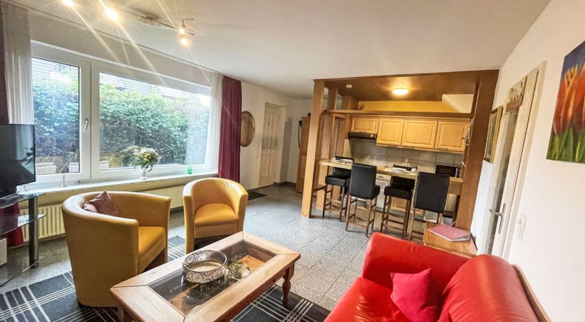 Photo of Fewo 2 in ruhigem Haus Apartment 2