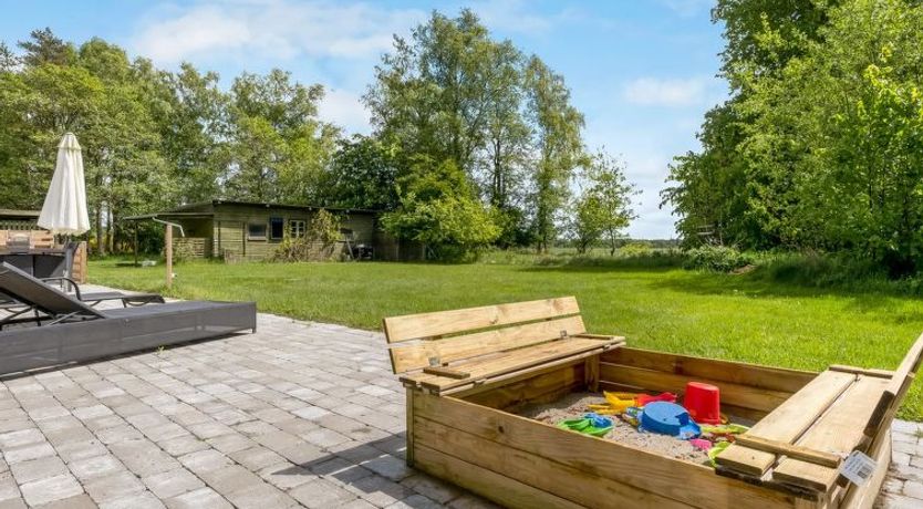 Photo of "Aatos" - 2km from the sea