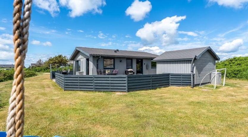 Photo of "Iiris" - 200m from the sea