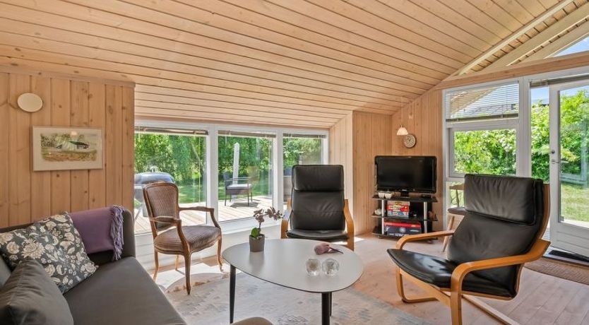 Photo of "Leeve" - 1.3km from the sea