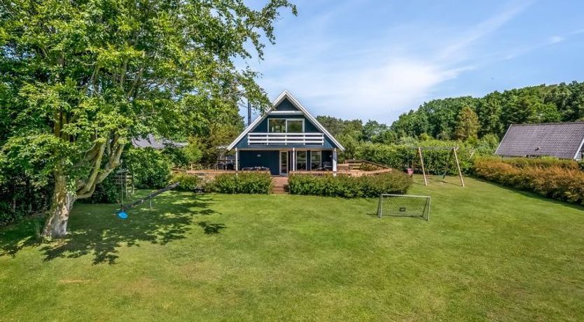 Photo of "Hekla" - 150m from the sea