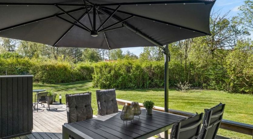 Photo of "Lovis" - 570m from the sea