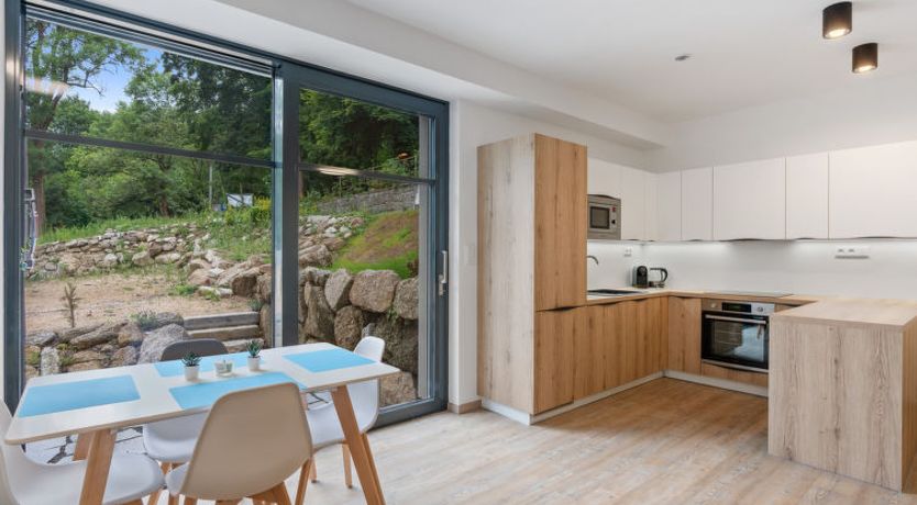 Photo of U Buku Apartment 4