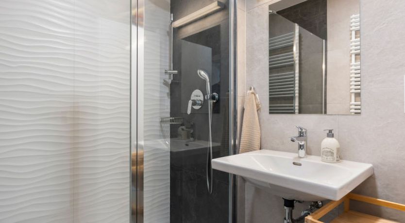 Photo of U Buku Apartment 2