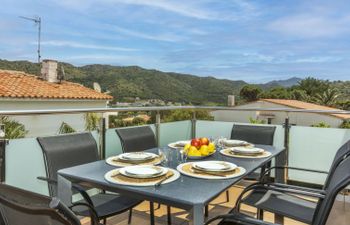 Brisa Holiday Home