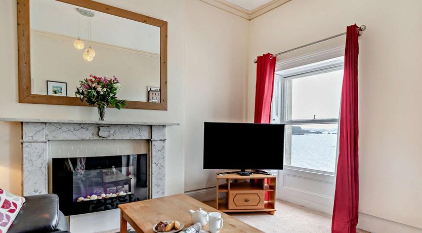 Photo of 1 Bed in Tenby