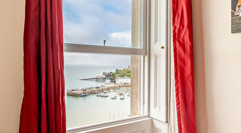 Photo of 1 Bed in Tenby