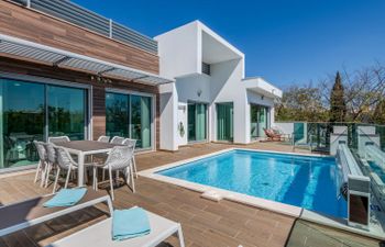 Vitória Villa 2 Holiday Home