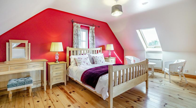 Photo of 3 Bed in Waterville