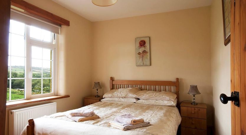 Photo of 2 Bed in Lismore