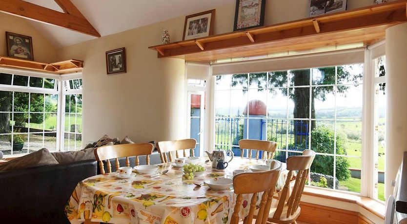 Photo of 2 Bed in Lismore