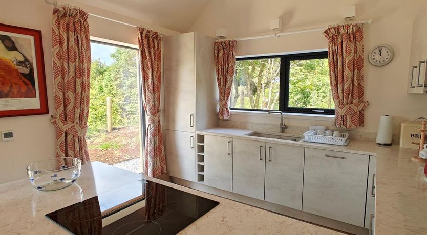 Photo of 1 Bed in Glendale