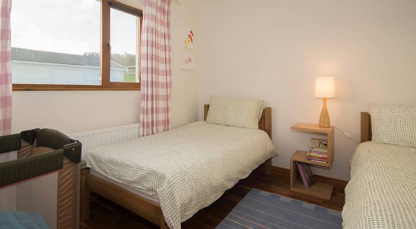 Photo of 4 Bed in Moville