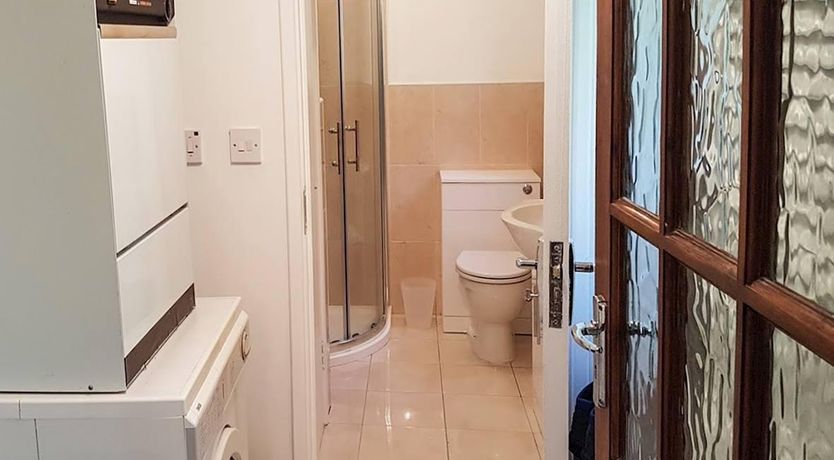 Photo of 2 Bed in Glengarriff