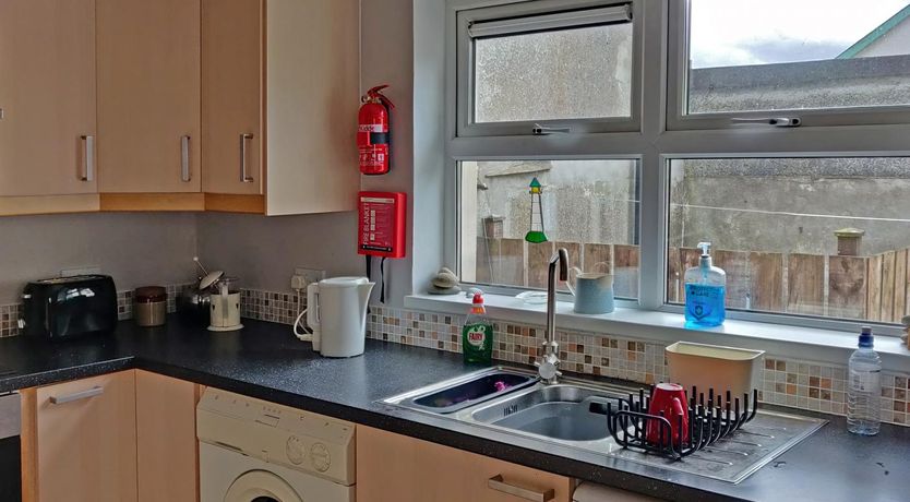 Photo of 3 Bed in Newcastle