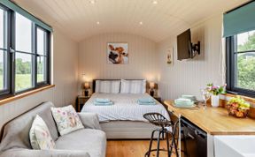 Photo of 1 Bed in Uplowman