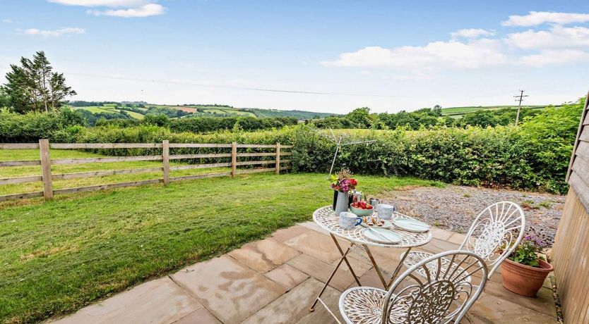 Photo of 1 Bed in Uplowman