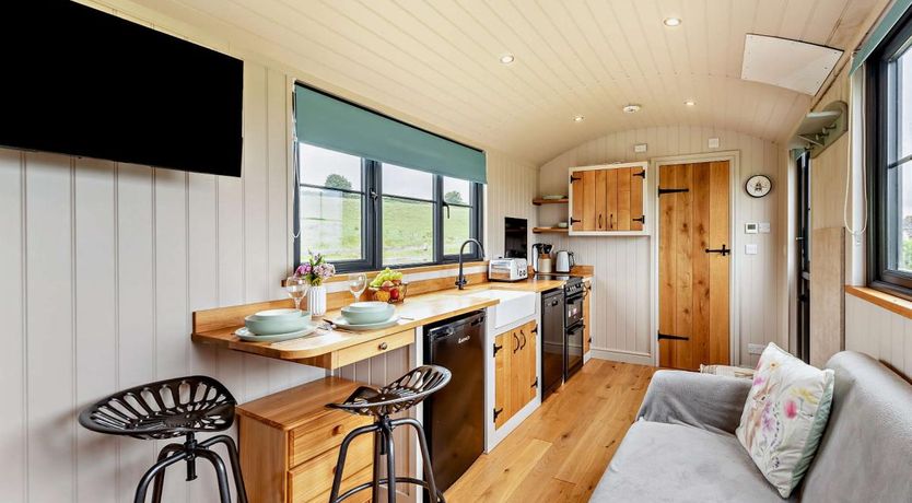 Photo of 1 Bed in Uplowman