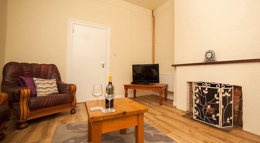 Photo of 3 Bed in Gweesalia