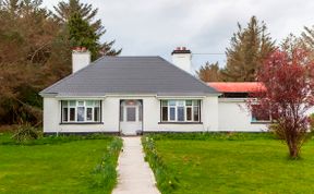 Photo of 3 Bed in Gweesalia
