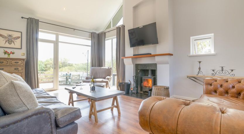 Photo of 4 Bed in Bushmills