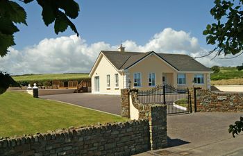 3 Bed in Courtmacsherry Holiday Home