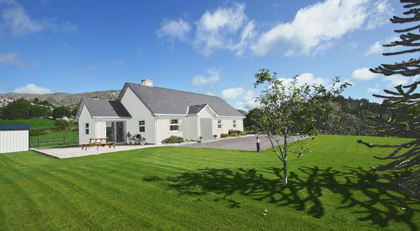 Photo of 4 Bed in Beara