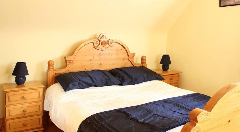 Photo of 4 Bed in Tarbert