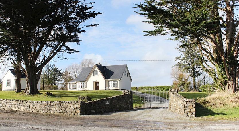 Photo of 4 Bed in Tarbert