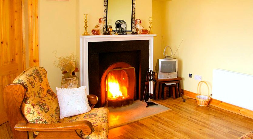 Photo of 2 Bed in Pettigo