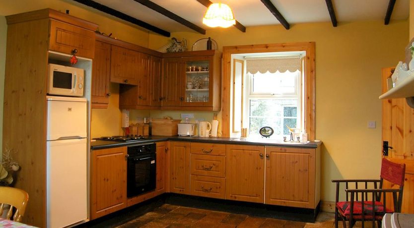 Photo of 2 Bed in Pettigo