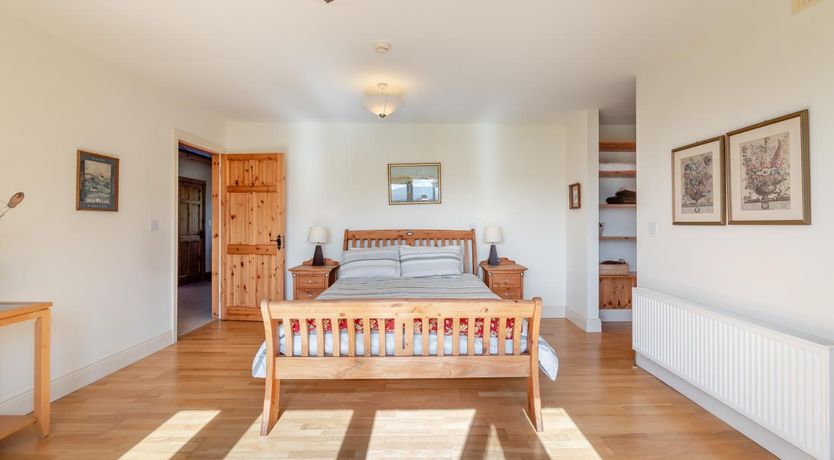 Photo of 4 Bed in Sneem