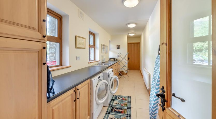 Photo of 4 Bed in Sneem