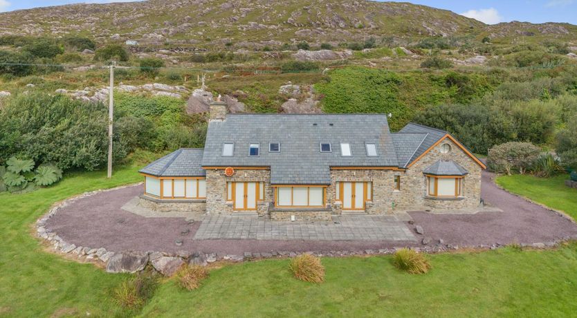 Photo of 4 Bed in Sneem