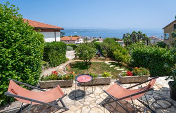 Perla Apartment 2 Holiday Home