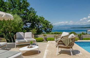 Villa Prestige Deluxe Holiday Home