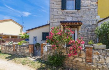 Petra Holiday Home