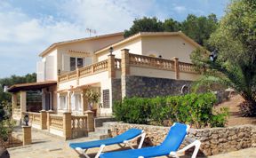 Photo of Ferienhaus mit Pool (MUR140)