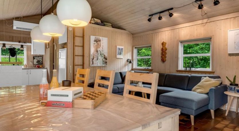 Photo of "Ginette" - 400m to the fjord