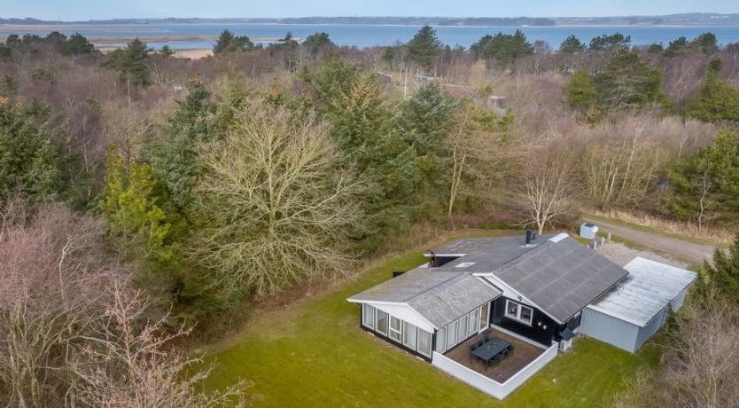 Photo of "Iris" - 200m to the fjord