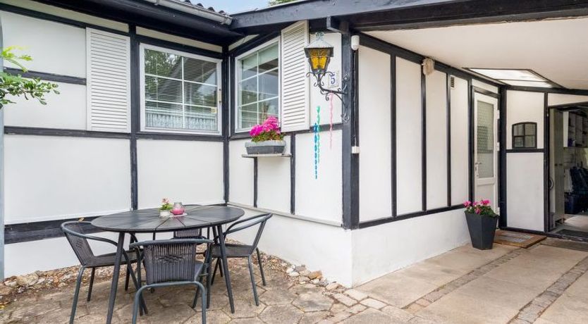 Photo of "Gravers" - 300m from the sea