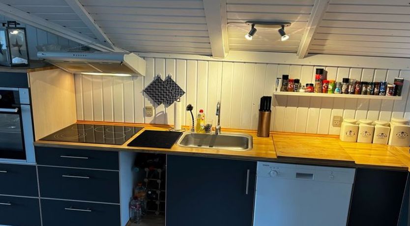 Photo of "Analine" - 1km from the sea